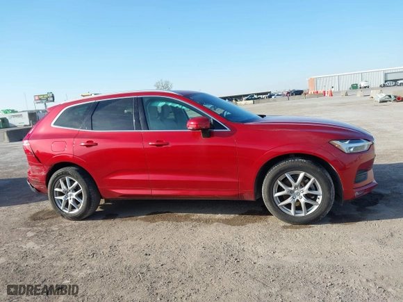 2020 Volvo XC60 Momentum with VIN YV4102RK5L1534448, listed as a IAAI auction lot 41290006 with 38,988 mi miles. Bid and sale history available at carsss.com. Image 13.