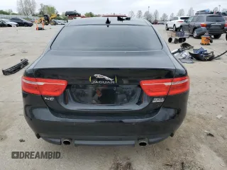 2017 Jaguar XE 35t R-Sport z VIN SAJAL4BV3HA973635, wystawiony jako Copart lot #52683915 z przebiegiem 138 331 mil mil oraz Szkoda całkowita • Salvage title. Historia ofert i sprzedaży dostępna na DreamBid. Obrazek 6.
