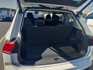 2024 Volkswagen Tiguan SE с VIN 3VV3B7AX4RM085495, выставлен на аукционе IAAI как лот 42796456 с пробегом 34 680 миль миль и . История ставок и продаж доступна на DreamBid. Изображение 11.