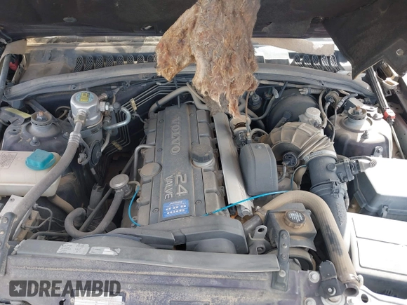 1998 Volvo V90 с VIN YV1KW9601W1046355, выставлен на аукционе IAAI как лот 41518241 с пробегом 236 321 миль миль и . История ставок и продаж доступна на DreamBid. Изображение 10.