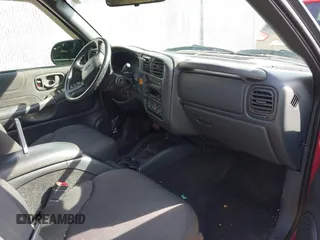 2004 Chevrolet S-10 LS with VIN 1GCDT13XX4K143510, listed as a IAAI auction lot 41933767 with 72,972 mi miles and . Bid and sale history available at DreamBid. Image 5.