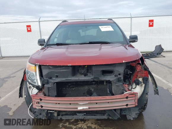 2014 Ford Explorer XLT with VIN 1FM5K8D83EGA68639, listed as a IAAI auction lot 41768529 with 176,579 mi miles and . Bid and sale history available at carsss.com. Image 6.