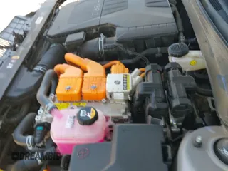 2025 Hyundai Elantra SEL Sport z VIN KMHLM4DJ2SU143499, wystawiony jako IAAI lot #42857454 z przebiegiem 8 624 mil mil oraz . Historia ofert i sprzedaży dostępna na DreamBid. Obrazek 20.