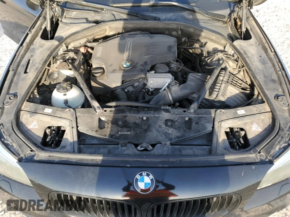 2014 BMW 5 Series 528i z VIN WBA5A5C51ED507400, wystawiony jako Copart lot #53066485 z przebiegiem 152 830 mil mil oraz Szkoda całkowita • Salvage title. Historia ofert i sprzedaży dostępna na DreamBid. Obrazek 12.