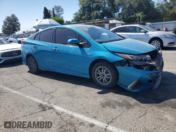 2017 Toyota Prius Plus z VIN JTDKARFP8H3010638, wystawiony jako Copart lot #61022955 z przebiegiem 131 418 mil mil oraz Szkoda całkowita • Salvage title. Historia ofert i sprzedaży dostępna na DreamBid. Obrazek 4.