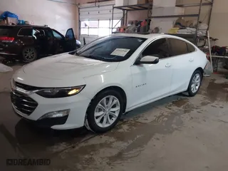 2021 Chevrolet Malibu LT with VIN 1G1ZD5ST5MF010969, listed as a IAAI auction lot 41523540 with 127,721 mi miles. Bid and sale history available at carsss.com. Image 2.