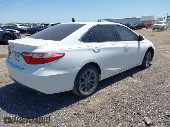 2015 Toyota Camry XLE with VIN 4T1BF1FK2FU895574, listed as a IAAI auction lot 41993588 with 107,377 mi miles. Bid and sale history available at carsss.com. Image 4.