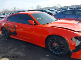 2020 Dodge Charger Scat Pack with VIN 2C3CDXGJ9LH135751, listed as a IAAI auction lot 41661561 with 38,162 mi miles. Bid and sale history available at carsss.com. Image 13.