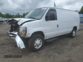 2013 Ford Econoline Cargo Commercial z VIN 1FTNE2EW7DDA53888, wystawiony jako Copart lot #58462125 z przebiegiem 137 664 mil mil oraz Szkody całkowita. Historia ofert i sprzedaży dostępna na DreamBid. Obrazek 1.