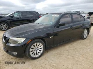 2009 BMW 3 Series 328i with VIN WBAPH77519NM29940, listed as a Copart auction lot 46677745 with 193,693 mi miles and Clean Title. Bid and sale history available at carsss.com. Image 1.