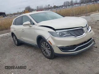 2016 Lincoln MKX Select with VIN 2LMTJ8KRXGBL38017, listed as a IAAI auction lot 40741289 with 112,070 mi miles. Bid and sale history available at carsss.com. Image 1.