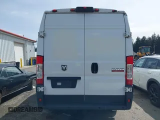 2018 Ram ProMaster Cargo with VIN 3C6URVJG9JE153637, listed as a IAAI auction lot 41877822 with 73,489 mi miles. Bid and sale history available at carsss.com. Image 17.