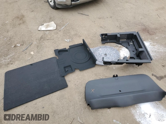 2022 GMC Terrain AT4 with VIN 3GKALYEV8NL163721, listed as a Copart auction lot 41364745 with 44,655 mi miles and Salvage Title. Bid and sale history available at DreamBid. Image 14.