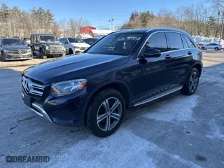 2016 Mercedes-Benz GLC with VIN WDC0G4KB5GF096629, listed as a IAAI auction lot 41654711 with 138,323 mi miles. Bid and sale history available at carsss.com. Image 2.