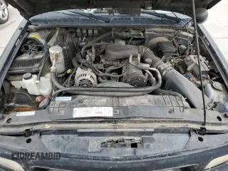 1997 GMC Sonoma SLS with VIN 1GTDT19W2V8504564, listed as a Copart auction lot 78217124 with 184,122 mi miles and Salvage Title. Bid and sale history available at carsss.com. Image 11.