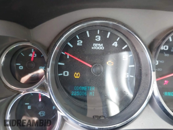 2011 Chevrolet Silverado 1500 LT with VIN 3GCPCSEA1BG296020, listed as a IAAI auction lot 41825565 with 225,006 mi miles and . Bid and sale history available at DreamBid. Image 16.