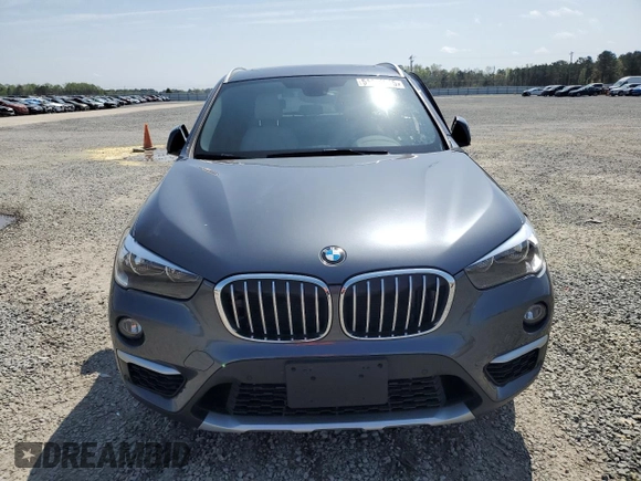 2018 BMW X1 xDrive28i with VIN WBXHT3C36J5L33585, listed as a Copart auction lot 51148545 with 32,091 mi miles and Salvage Title. Bid and sale history available at carsss.com. Image 5.