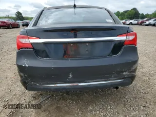 2012 Chrysler 200 Touring z VIN 1C3CCBBB2CN119033, wystawiony jako Copart lot #54691035 z przebiegiem 178 758 mil mil oraz Szkoda całkowita • Salvage title. Historia ofert i sprzedaży dostępna na DreamBid. Obrazek 6.
