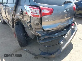 2011 Kia Sportage LX with VIN KNDPBCA20B7170217, listed as a IAAI auction lot 42303069 with 186,994 mi miles and . Bid and sale history available at DreamBid. Image 15.