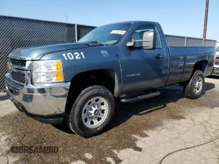 2013 Chevrolet Silverado 3500HD Work Truck with VIN 1GC3CZCG7DF228985, listed as a Copart auction lot 71725734 with 384,432 mi miles and Clean Title. Bid and sale history available at carsss.com. Image 1.