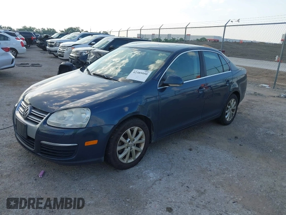 2010 Volkswagen Jetta Limited Edition with VIN 3VWRX7AJ9AM018530, listed as a IAAI auction lot 42389950 with 218,071 mi miles and . Bid and sale history available at DreamBid. Image 2.