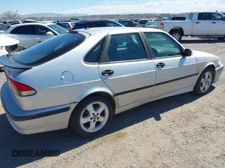 2001 Saab 9-3 z VIN YS3DF55K012001252, wystawiony jako IAAI lot #41852172 z przebiegiem 149 772 mil mil oraz . Historia ofert i sprzedaży dostępna na DreamBid. Obrazek 4.