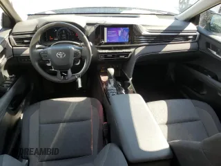 2025 Toyota Camry LE z VIN 4T1DAACK8SU058480, wystawiony jako Copart lot #59439305 z przebiegiem 88 mil mil oraz Czysty tytuł • Clean title. Historia ofert i sprzedaży dostępna na DreamBid. Obrazek 8.