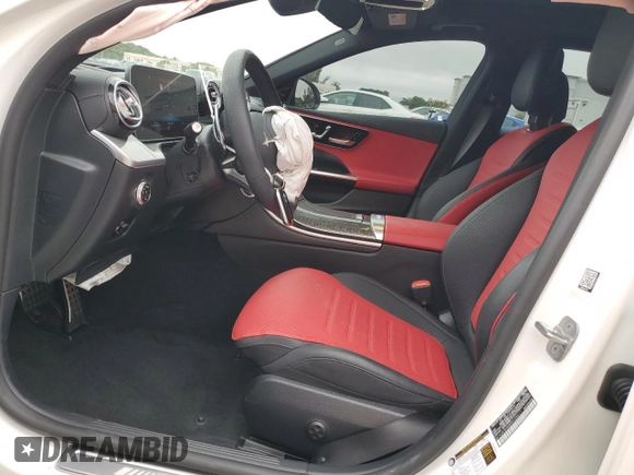 2024 Mercedes-Benz C 43 AMG z VIN W1KAF8HB8RR228611, wystawiony jako Copart lot #42020315 z przebiegiem 1 161 mil mil oraz Szkoda całkowita • Salvage title. Historia ofert i sprzedaży dostępna na DreamBid. Obrazek 7.