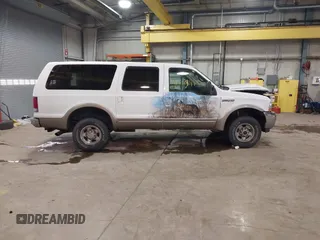 2000 Ford Excursion Limited с VIN 1FMSU43F8YED45694, выставлен на аукционе IAAI как лот 41547949 с пробегом 234 845 миль миль и . История ставок и продаж доступна на DreamBid. Изображение 13.