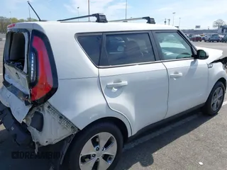 2016 Kia Soul z VIN KNDJN2A29G7256799, wystawiony jako IAAI lot #42097796 z przebiegiem 85 118 mil mil oraz . Historia ofert i sprzedaży dostępna na DreamBid. Obrazek 4.