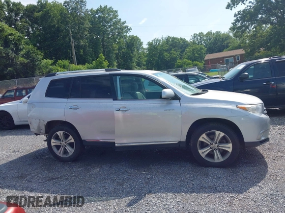 2013 Toyota Highlander Limited with VIN 5TDDK3EH5DS181238, listed as a IAAI auction lot 42485351 with 76,463 mi miles and . Bid and sale history available at DreamBid. Image 14.