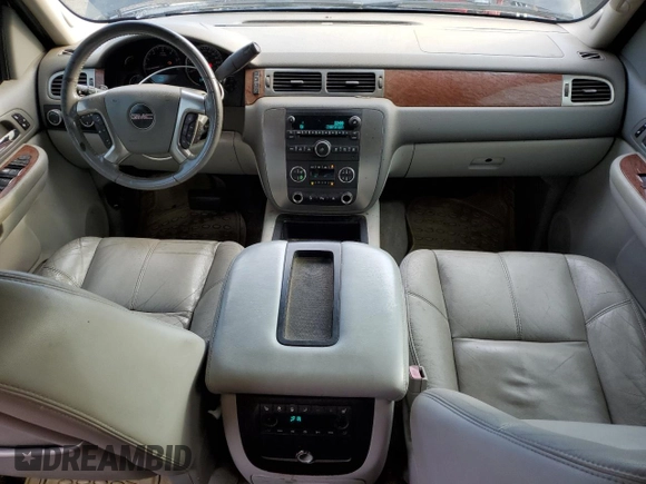 2007 GMC Yukon SLE with VIN 1GKFK13017R205889, listed as a Copart auction lot 66733314 with 266,890 mi miles and Clean Title. Bid and sale history available at carsss.com. Image 8.