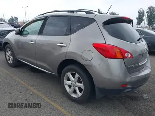 2010 Nissan Murano SL z VIN JN8AZ1MU7AW008659, wystawiony jako IAAI lot #42354251 z przebiegiem 139 616 mil mil oraz . Historia ofert i sprzedaży dostępna na DreamBid. Obrazek 3.