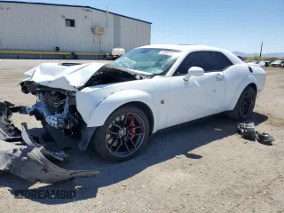 2021 Dodge Challenger R/T Scat Pack Widebody z VIN 2C3CDZFJ1MH502429, wystawiony jako Copart lot #53957125 z przebiegiem 31 370 mil mil oraz Szkoda całkowita • Salvage title. Historia ofert i sprzedaży dostępna na DreamBid. Obrazek 1.