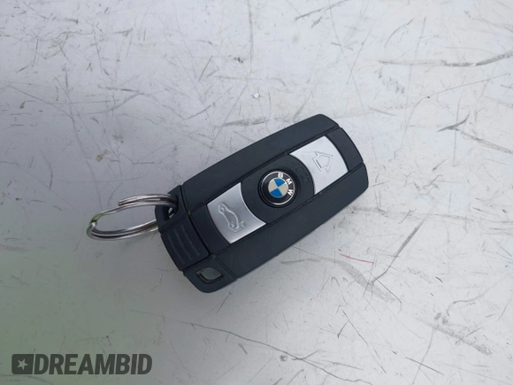2009 BMW 1 Series 128i with VIN WBAUP93529VF48722, listed as a IAAI auction lot 42274781 with 108,528 mi miles and . Bid and sale history available at DreamBid. Image 11.