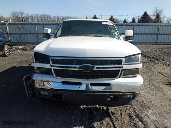 2006 Chevrolet Silverado 1500 LT1 with VIN 2GCEK13T861200827, listed as a Copart auction lot 47781385 with 164,997 mi miles and Salvage Title. Bid and sale history available at carsss.com. Image 5.