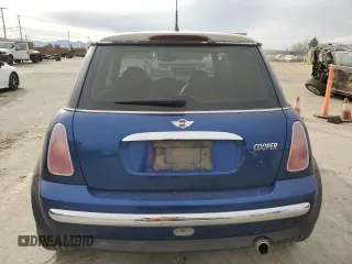 2002 MINI Hardtop with VIN WMWRC33472TC38332, listed as a Copart auction lot 86507464 with 175,252 mi miles and Salvage Title. Bid and sale history available at DreamBid. Image 6.