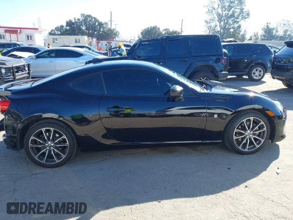 2018 Toyota 86 GT with VIN JF1ZNAE15J8700301, listed as a IAAI auction lot 41646899 with 74,587 mi miles. Bid and sale history available at carsss.com. Image 14.