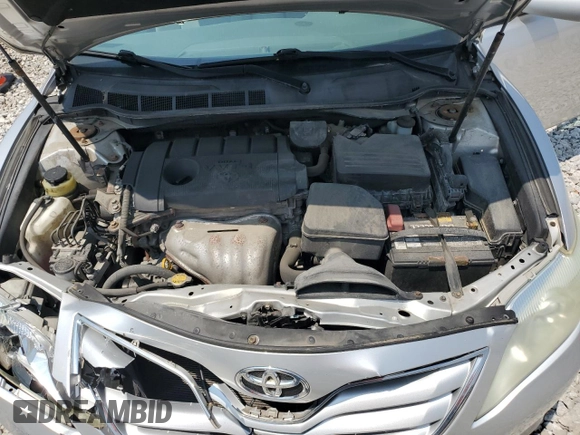 2011 Toyota Camry LE z VIN 4T4BF3EK0BR092145, wystawiony jako Copart lot #58713825 z przebiegiem 133 324 mil mil oraz Szkoda całkowita • Salvage title. Historia ofert i sprzedaży dostępna na DreamBid. Obrazek 11.