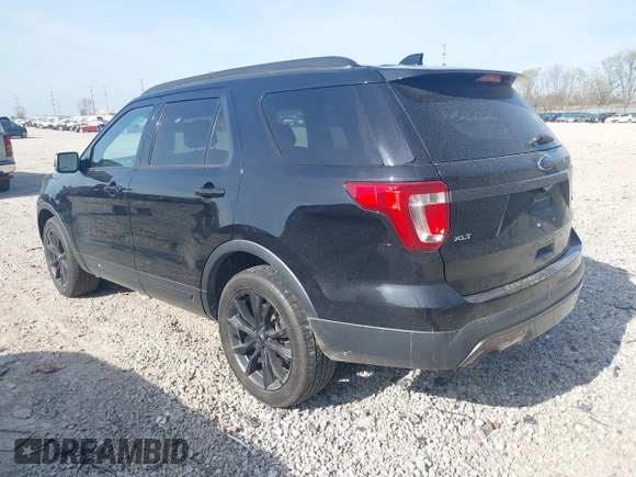 2017 Ford Explorer XLT с VIN 1FM5K8D84HGC45915, выставлен на аукционе IAAI как лот 42088691 с пробегом 162 159 миль миль и . История ставок и продаж доступна на DreamBid. Изображение 3.