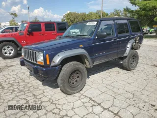 1997 Jeep Cherokee with VIN 1J4FN78S6VL604971, listed as a Copart auction lot 70690304 with 226,913 mi miles and Salvage title. Bid and sale history available at DreamBid. Image 1.