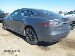 2018 Tesla Model S 75D with VIN 5YJSA1E21JF287115, listed as a IAAI auction lot 41850318 with Not provided miles and . Bid and sale history available at DreamBid. Image 3.