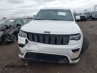 2018 Jeep Grand Cherokee Altitude with VIN 1C4RJFAG2JC284301, listed as a IAAI auction lot 41832657 with 97,160 mi miles and . Bid and sale history available at DreamBid. Image 12.