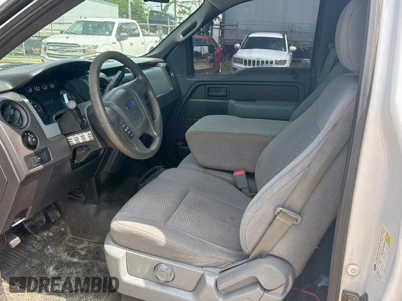 2012 Ford F-150 XL with VIN 1FTPF1CF1CKE39185, listed as a Copart auction lot 59417685 with 225,024 mi miles and Clean title. Bid and sale history available at DreamBid. Image 6.