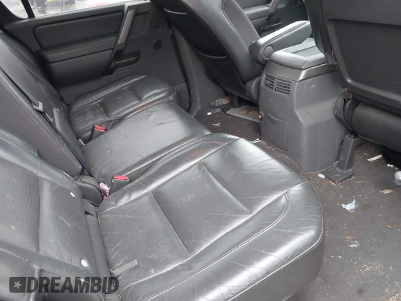 2005 Nissan Armada SE z VIN 5N1AA08B85N706842, wystawiony jako IAAI lot #41532244 z przebiegiem 123 630 mil mil oraz . Historia ofert i sprzedaży dostępna na DreamBid. Obrazek 8.