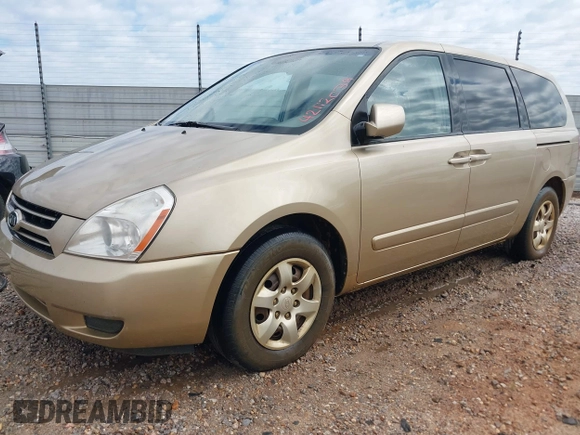 2006 Kia Sedona LX with VIN KNDMB233366045016, listed as a IAAI auction lot 42112039 with 122,246 mi miles and . Bid and sale history available at DreamBid. Image 2.