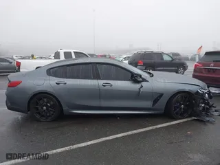 2020 BMW 8 Series M850i with VIN WBAGV8C05LCD67134, listed as a IAAI auction lot 41047470 with 1 mi miles. Bid and sale history available at carsss.com. Image 13.