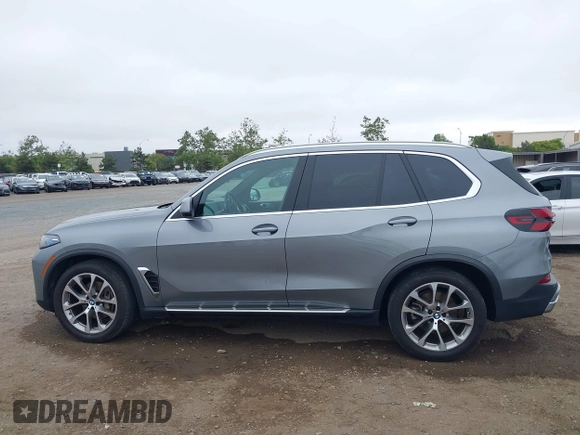 2024 BMW X5 xDrive40i with VIN 5UX23EU08R9U20717, listed as a IAAI auction lot 42392632 with 42,085 mi miles and . Bid and sale history available at DreamBid. Image 14.
