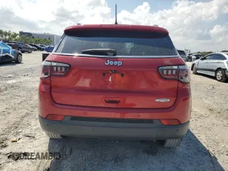 2019 Jeep Compass Latitude with VIN 3C4NJCBB0KT646602, listed as a Copart auction lot 50365015 with 50,782 mi miles and Non Repairable. Bid and sale history available at DreamBid. Image 6.
