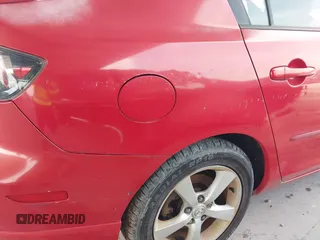 2005 Mazda 3 s z VIN JM1BK323551270547, wystawiony jako IAAI lot #42438767 z przebiegiem 108 009 mil mil oraz . Historia ofert i sprzedaży dostępna na DreamBid. Obrazek 6.